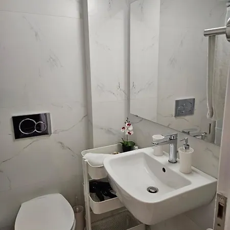 F23 Apartment