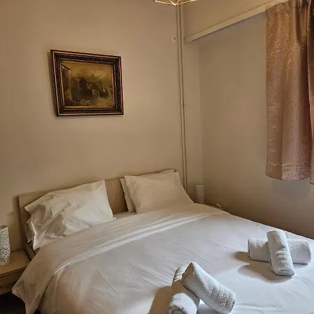 Apartamento F23 *